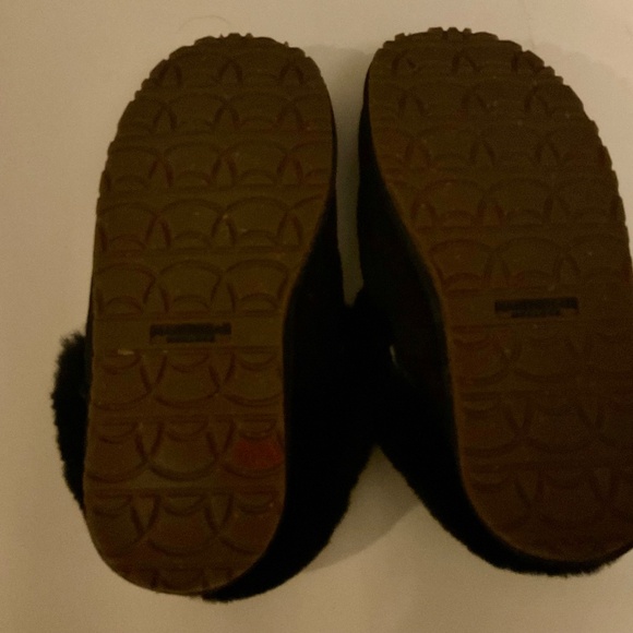 Manitobah Mukluks Black Cabin Clogs Size 5 - Picture 6 of 9